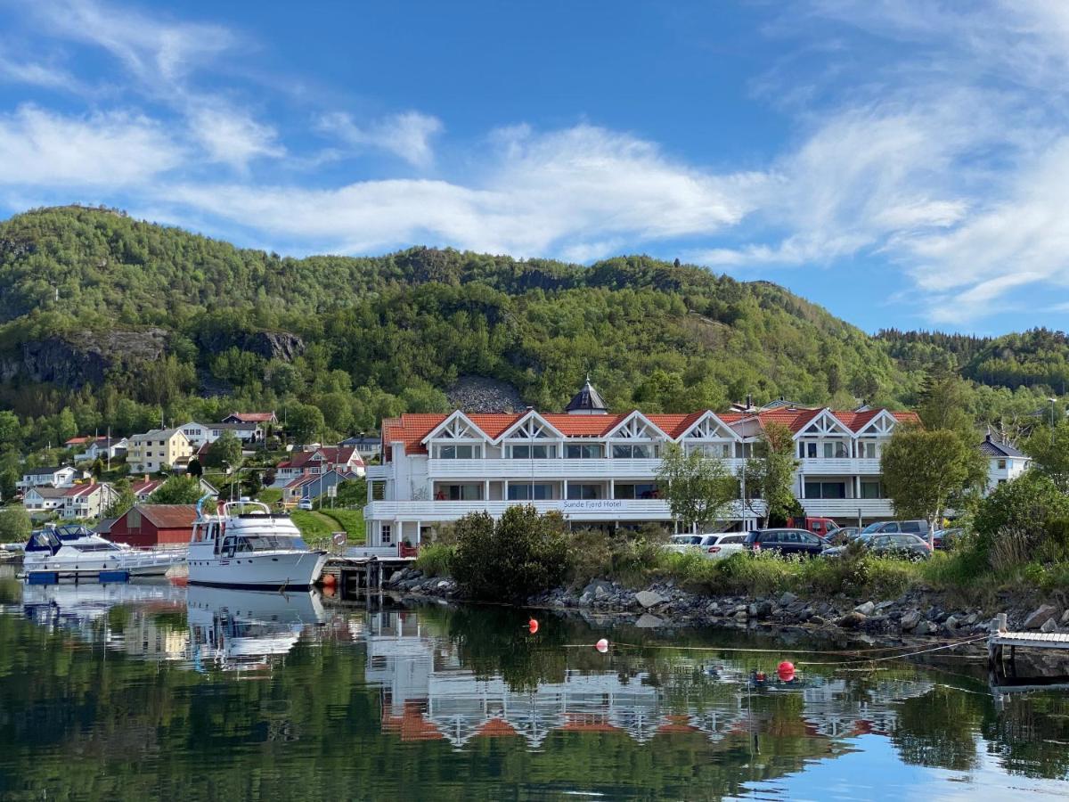 Sunde Fjord Hotel, Free And Easy Parking Solavagen ภายนอก รูปภาพ