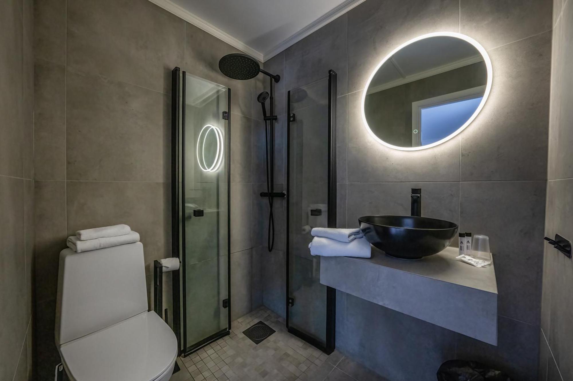 Sunde Fjord Hotel, Free And Easy Parking Solavagen ภายนอก รูปภาพ