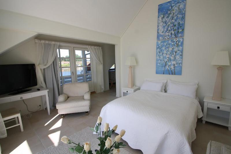Sunde Fjord Hotel, Free And Easy Parking Solavagen ห้อง รูปภาพ