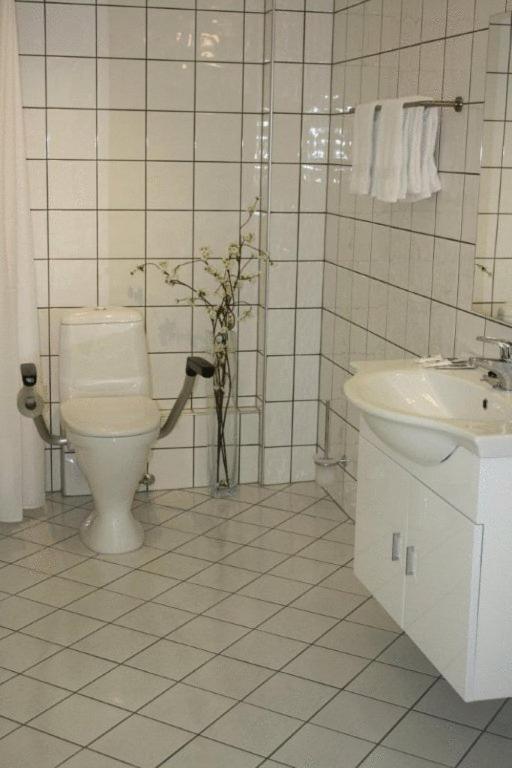 Sunde Fjord Hotel, Free And Easy Parking Solavagen ภายนอก รูปภาพ